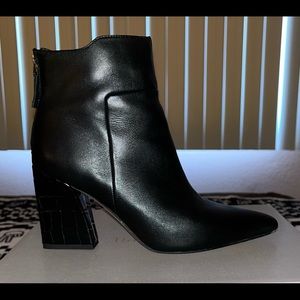 FRANCO SARTO womens BOOTIES size 7